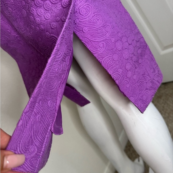 Milly Of New York Elegant Purple Skirt with Gold Accents. #236 - Picture 6 of 16